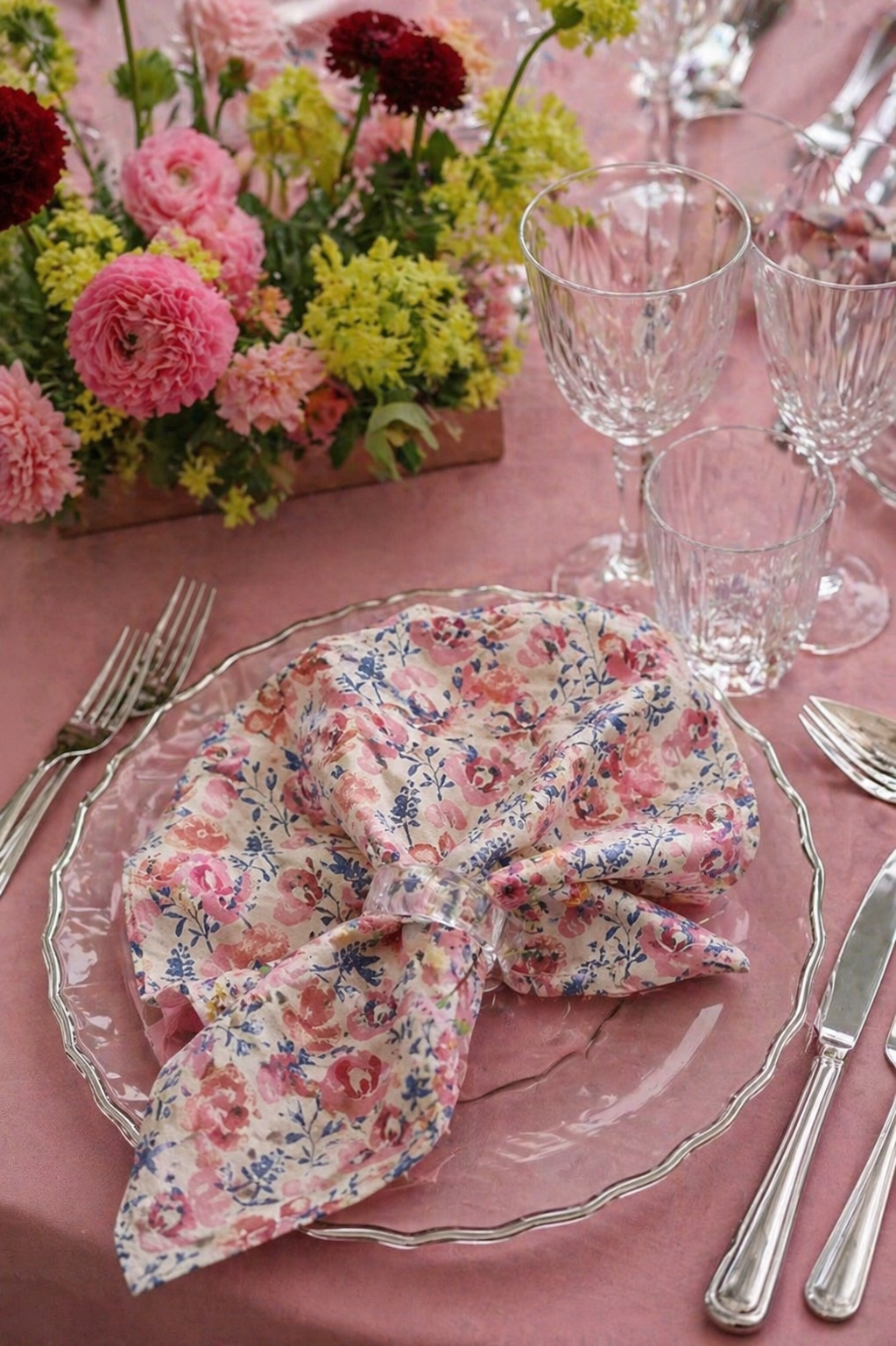 Pink Flowes Cloth Napkins – Set of 4